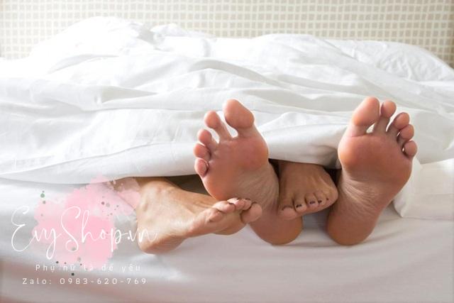 Tai nạn bất ngờ vì bắt chước cảnh nóng trong phim