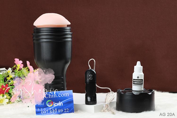Hình dáng giống chiếc đèn pin, ngụy trang kín đáo, lịch sự.