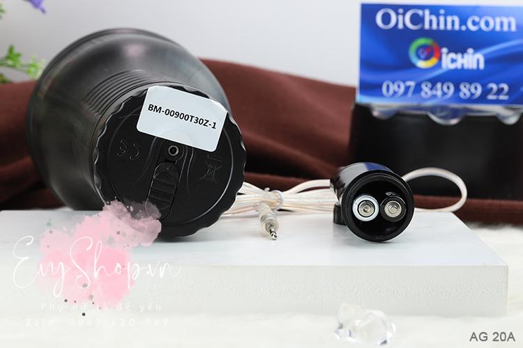 Điều khiển của sextoy sử dụng 2 viên pin AAA vô cùng tiện lợi