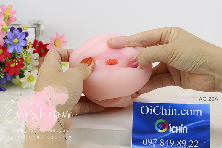 bên trong lỗ có các đường gân silicone mềm mại, xoắn ốc, ôm trọn dương vật