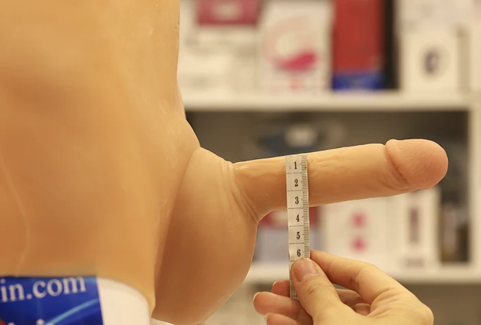 Quần dương vật giả đặc ruột đường kính 3cm cho les