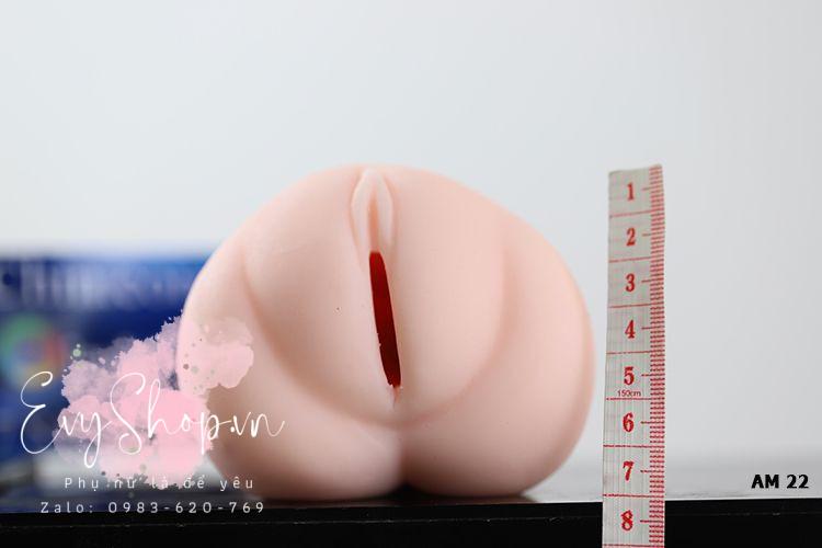 đường kính 7.8cm, lỗ bé xíu giống hệt như âm đạo gái mới lớn.