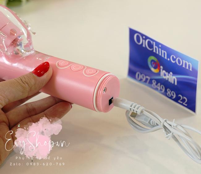 Dương vật giả rung xoay thụt Pink Butterfly Penis sử dụng pin sạc USB