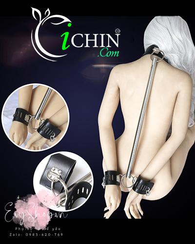 Bondage còng tay và cổ Bondage còng tay và cổ