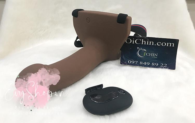 Đồ chơi người lớn từ dòng Aphrodisia này được thiết kế với 2 đầu dương vật có kích thước khác nhau