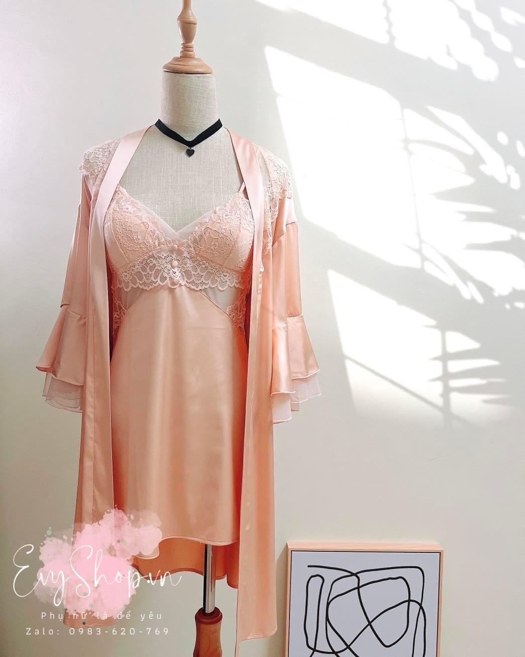 Váy Ngủ Trơn Phối Ren Hoa