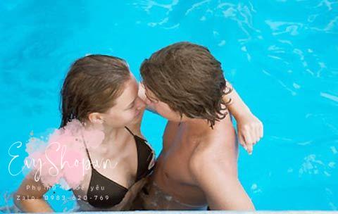 Giúp chàng yêu dưới nước nàng “phê đứ đừ”