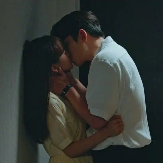 Quan hệ tình dục mỗi ngày có làm “kho đạn” cạn kiệt?