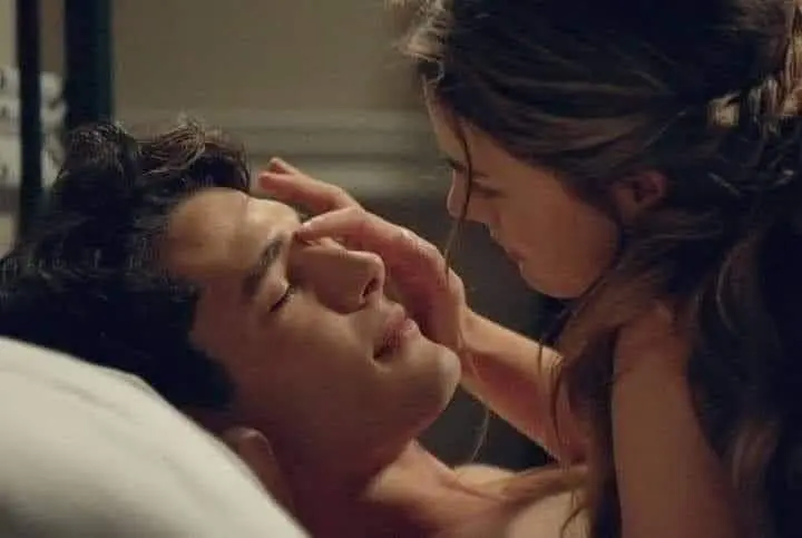 3 biểu hiện của phụ nữ lẳng lơ, đàn ông đến gần dễ gặp tai họa