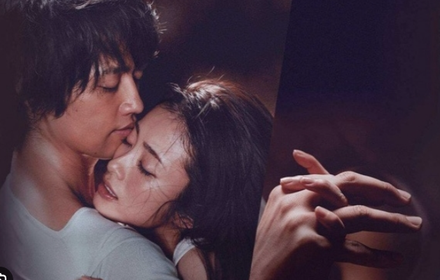 Khiến đàn ông “phát điên” trên giường chỉ bằng màn dạo đầu cũng là cả một nghệ thuật, phụ nữ hoàn toàn có thể thuần phục họ chỉ bằng những “mẹo” đơn giản