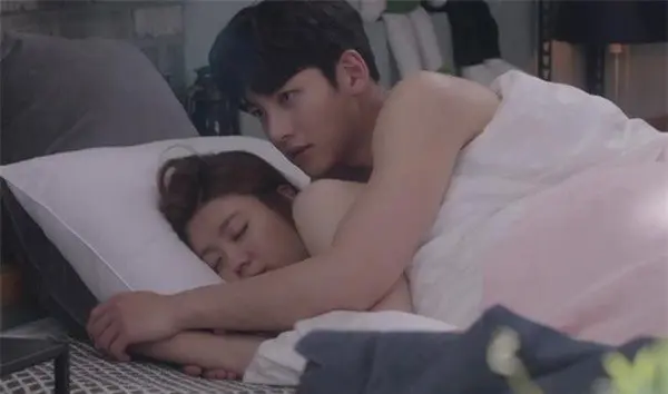 4 mùi cơ thể phụ nữ chính là ‘ngôn ngữ không lời’ có sức hấp dẫn đàn ông, một lần và nhớ mãi